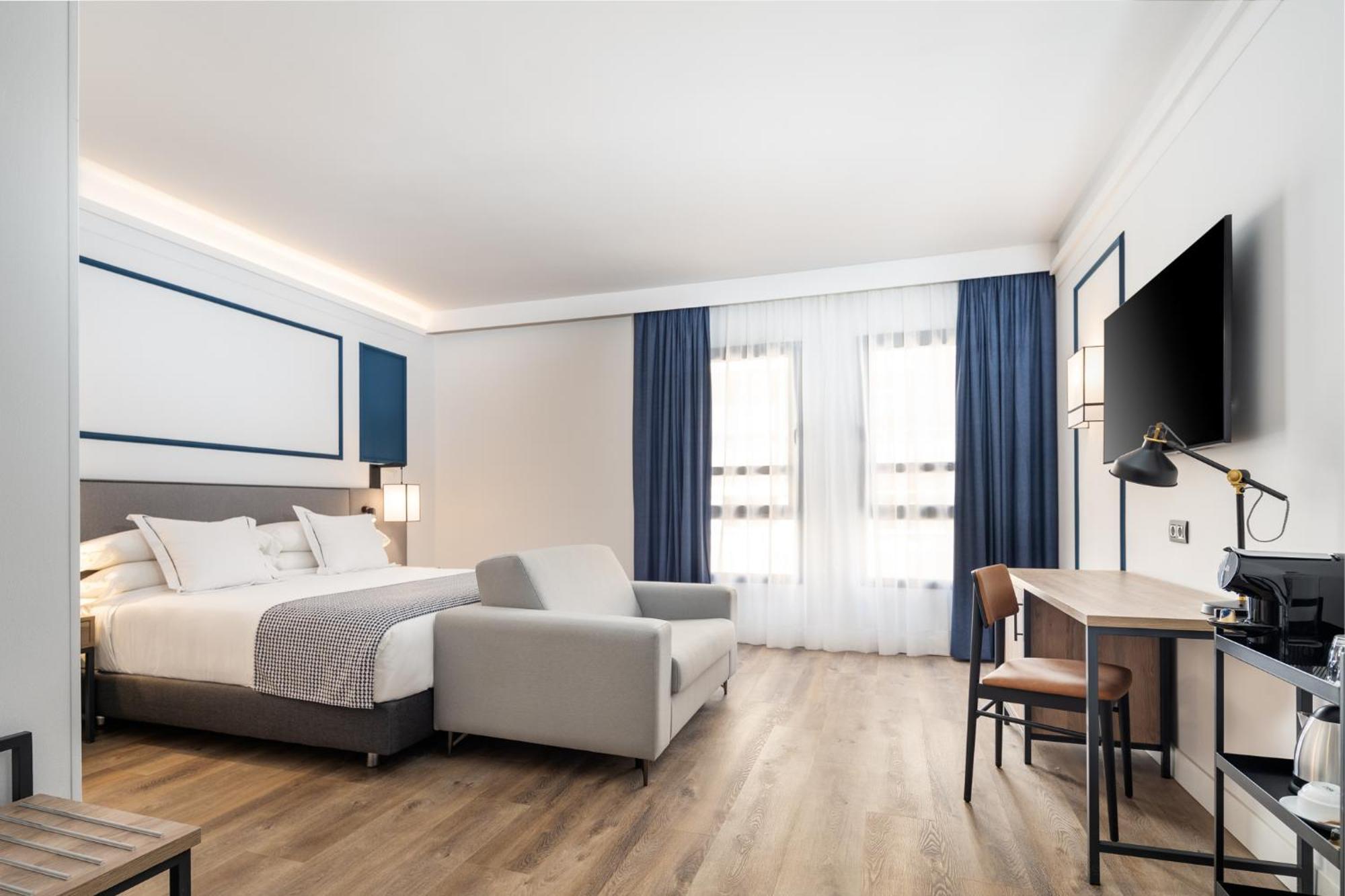 Suite Junior (2 adultos + 1 niño)