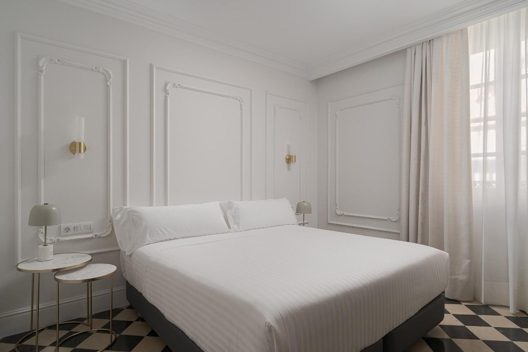 Deluxe Double or Twin Room,1286052643:JPEG